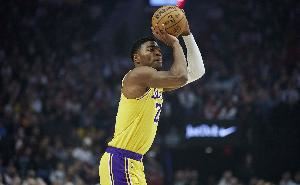 稳定炮台!八村塁近3战场均19.0分3.7篮板 真实命中率高达72%